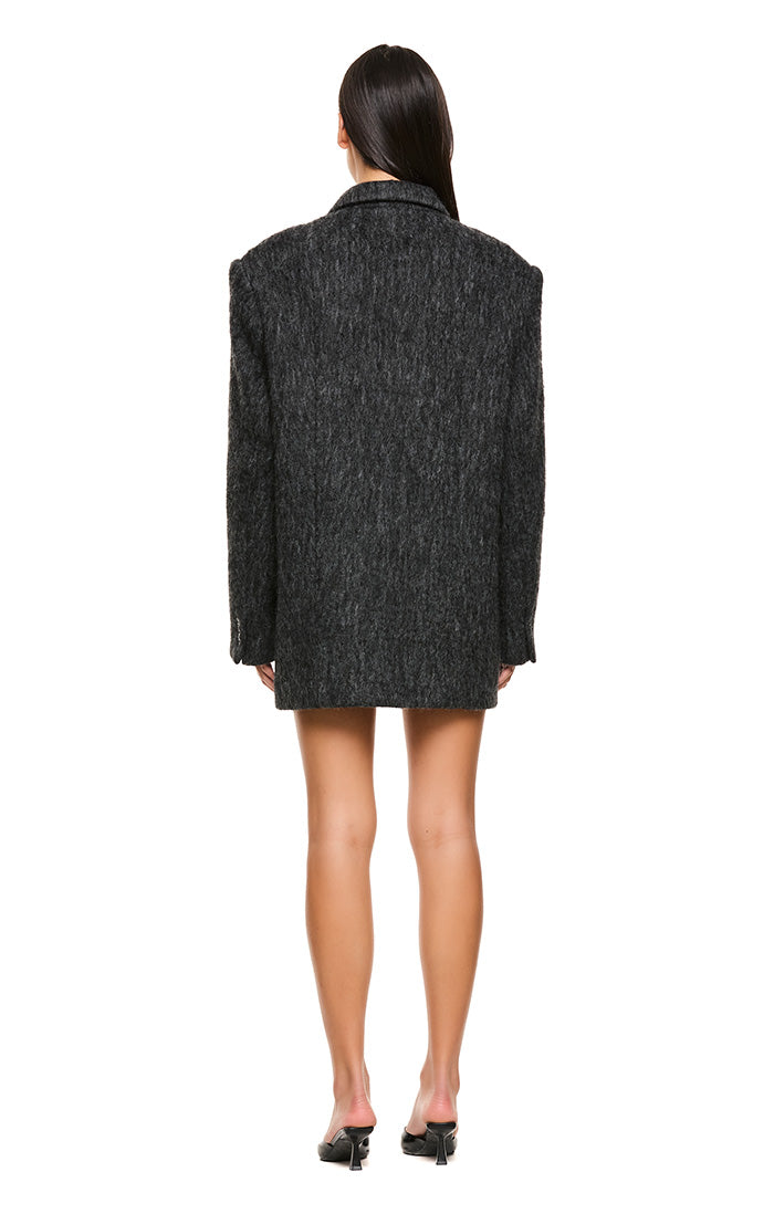 THE ALBERT COAT | MODEL