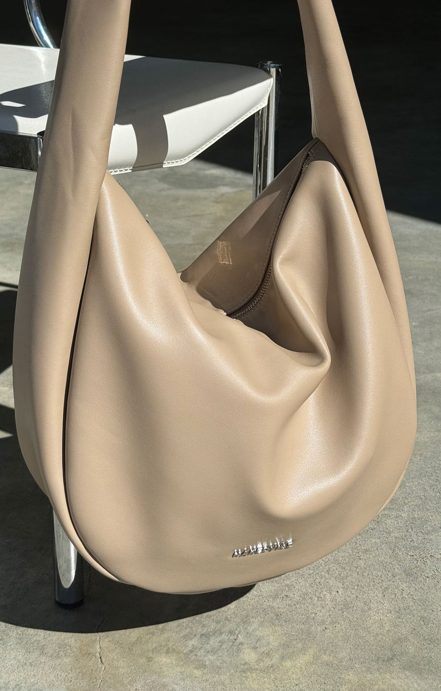 THE ZOE TAUPE