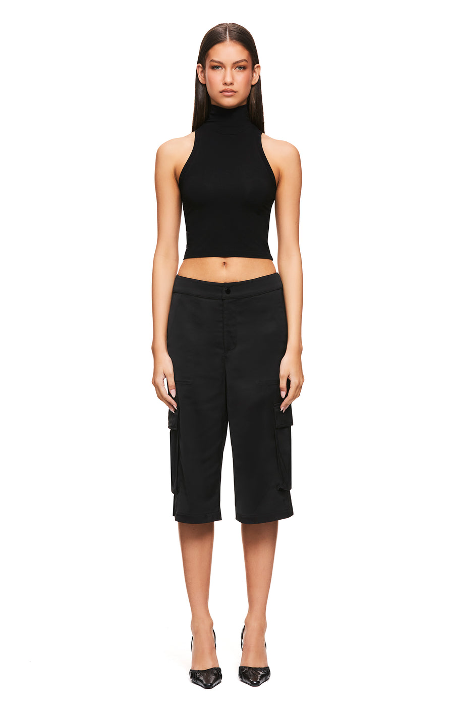 THE LORI BLACK SHORT | model