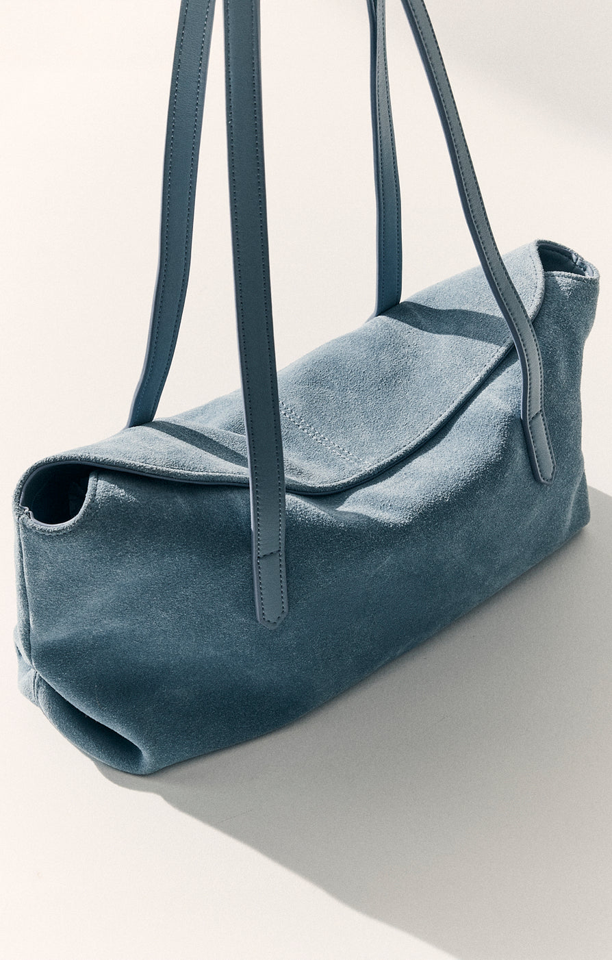 THE POPPY BLUE BAG | LIFESTYLE