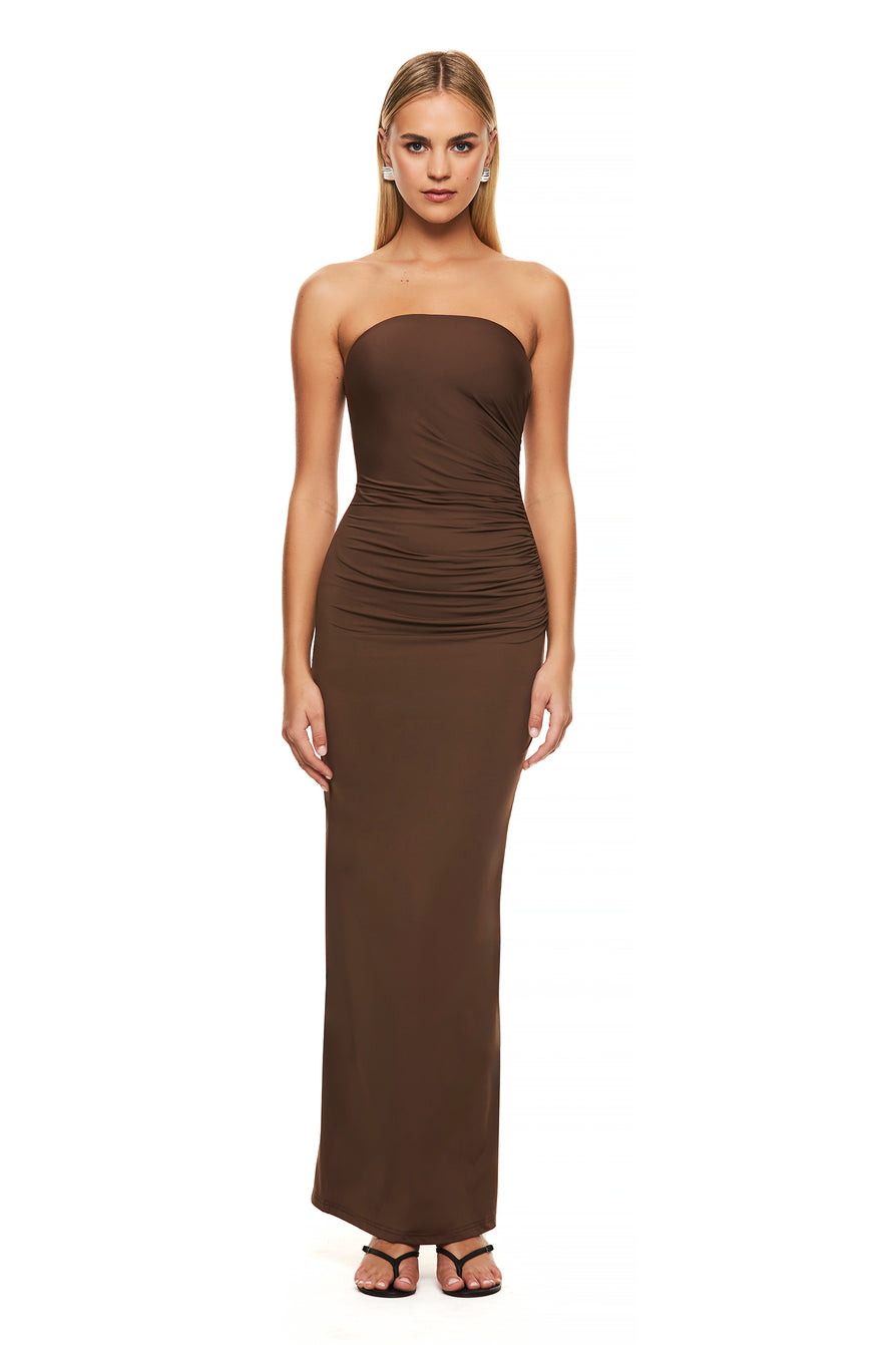 THE EVELYN CHOC DRESS |model
