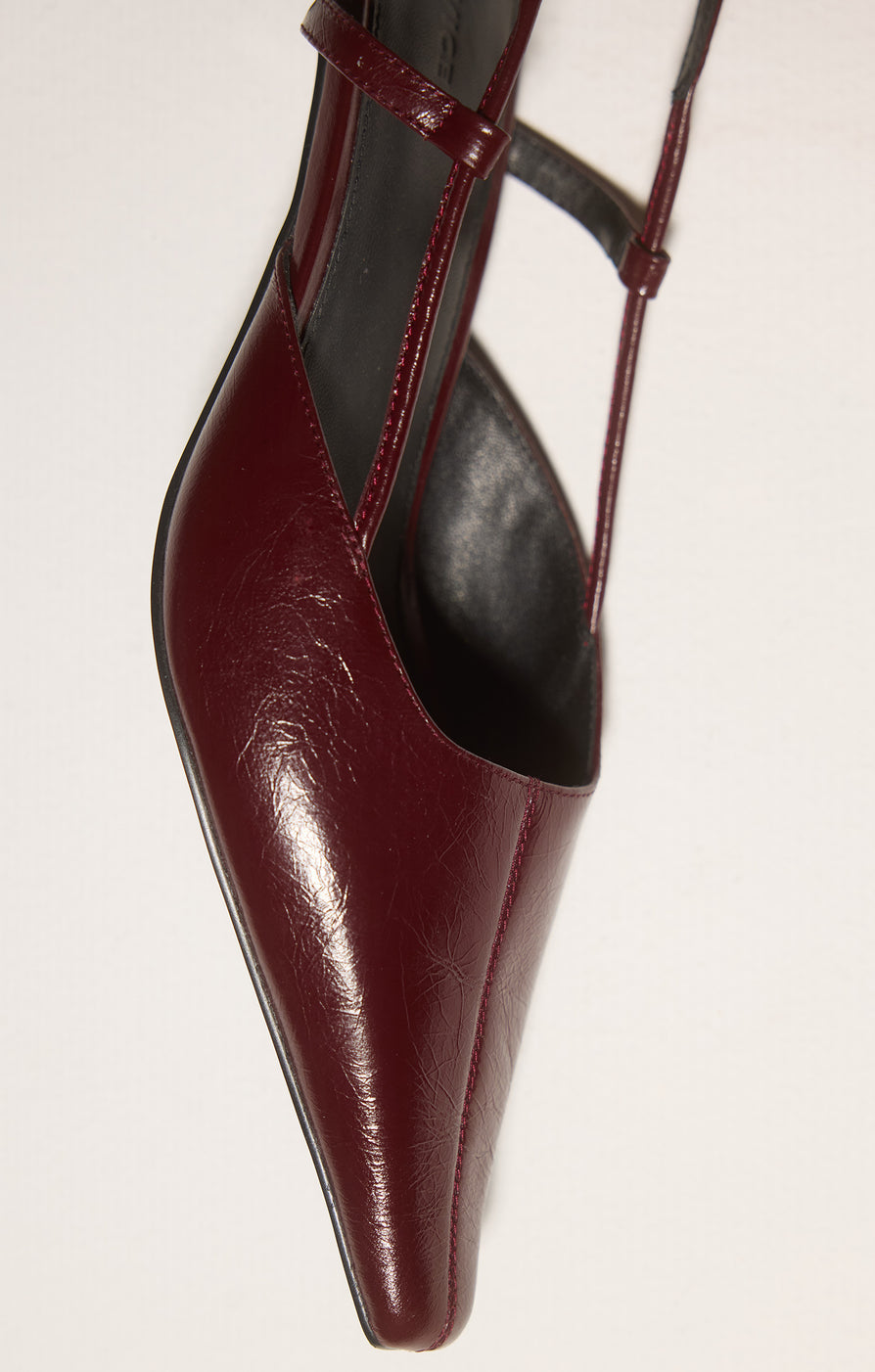 THE DOLLY BURGUNDY HEEL | campaign