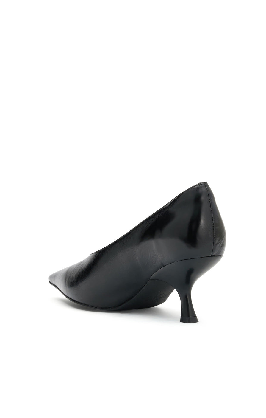 THE HILTON BLACK HEEL