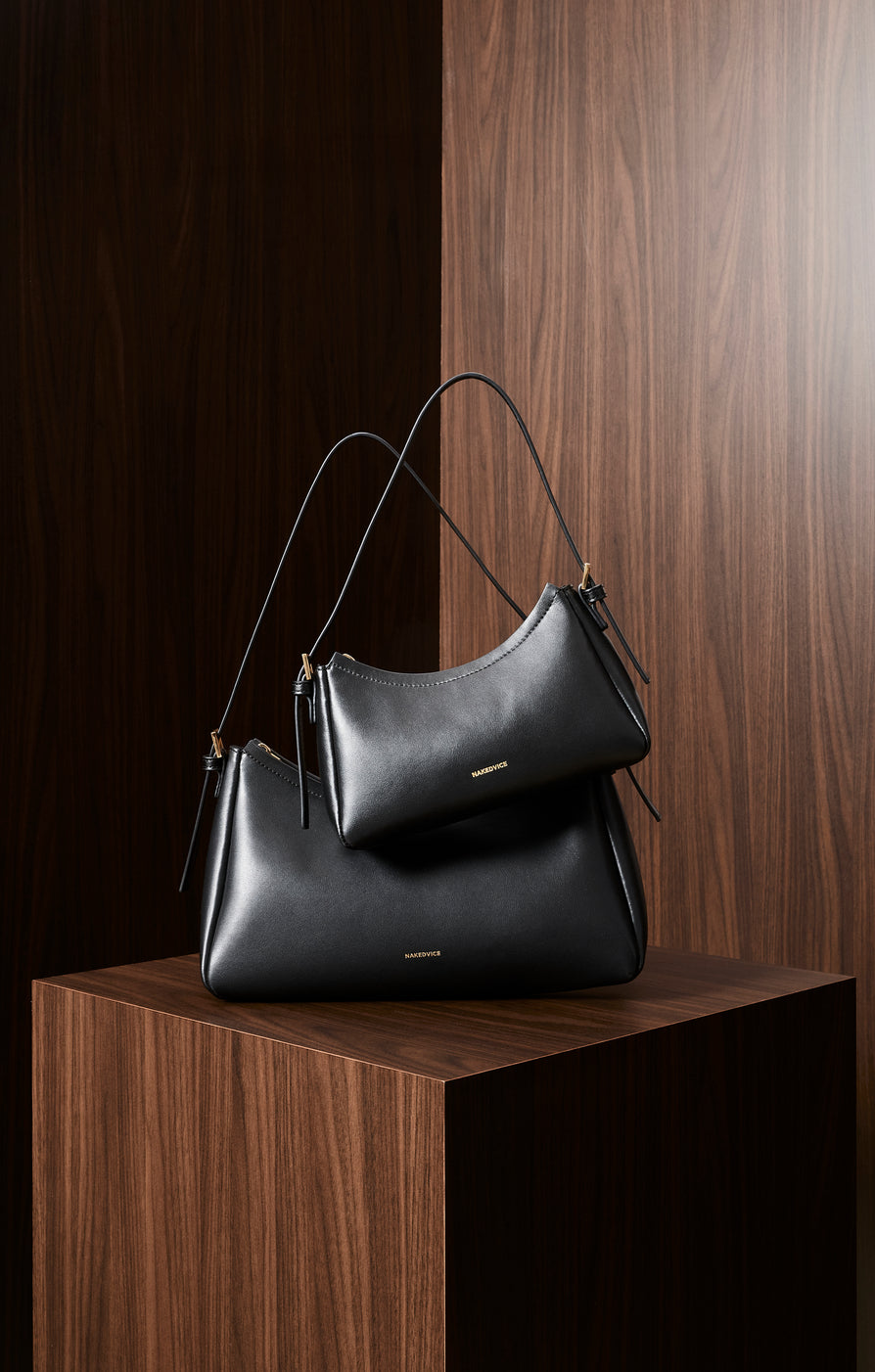THE BRIAR BLACK MINI BAG | LIFESTYLE