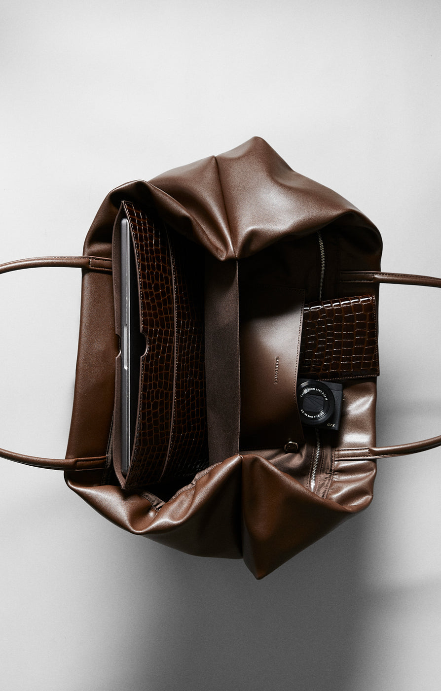 THE BALDWIN CHOC TOTE | LIFESTYLE