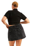 THE SANA SKIRT BLACK | model
