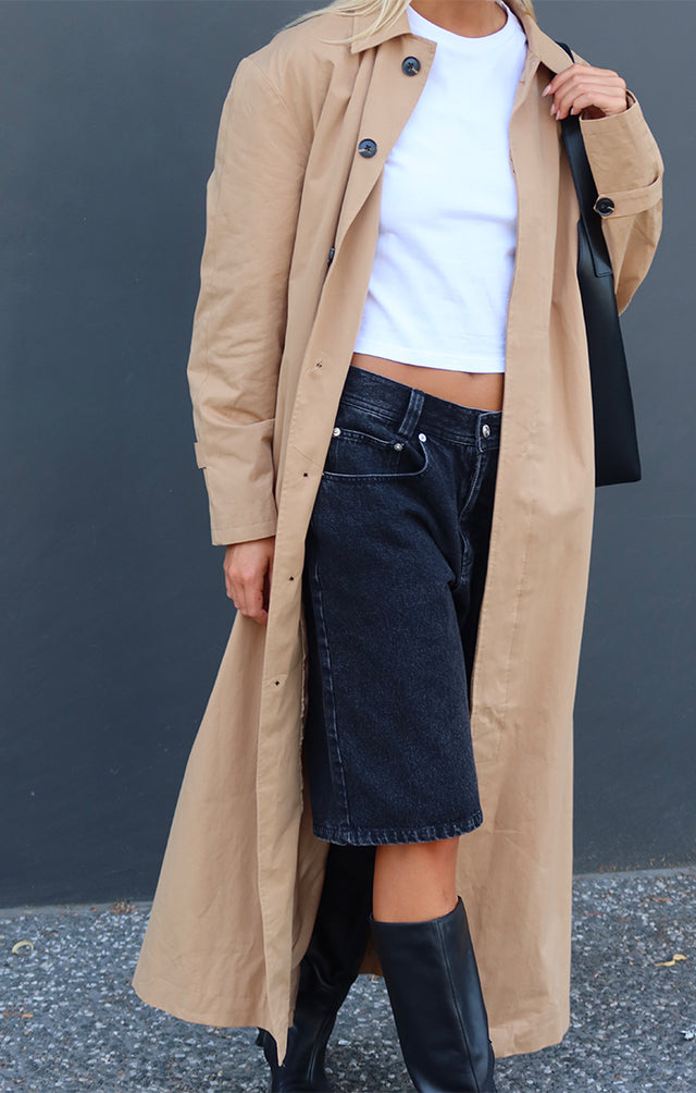 THE MONTAGUE SAND TRENCH COAT 