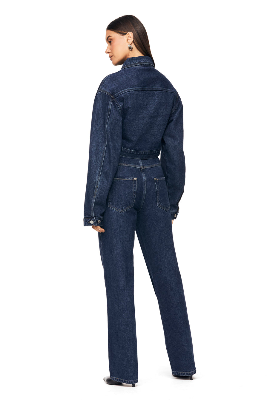 THE XAVIER INDIGO JACKET | model