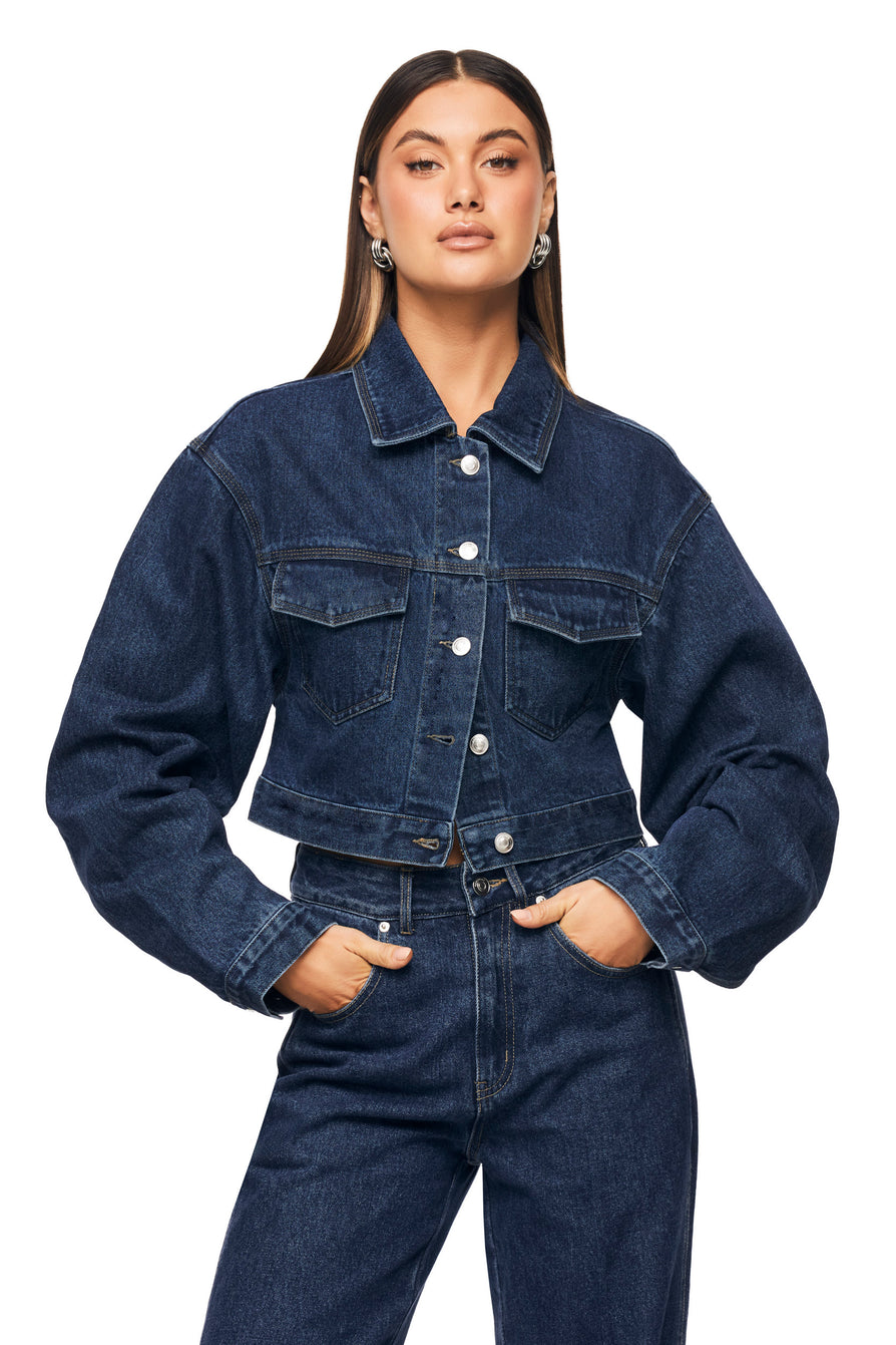 THE XAVIER INDIGO JACKET | model