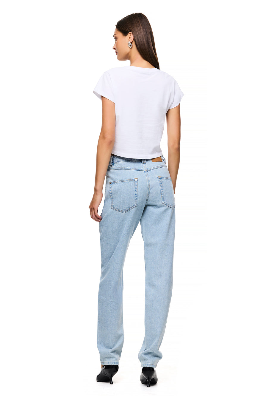 THE HUDSON LIGHT WASH JEAN | model