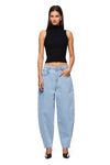THE SAHARA LIGHT BLUE BARREL JEAN | MODEL