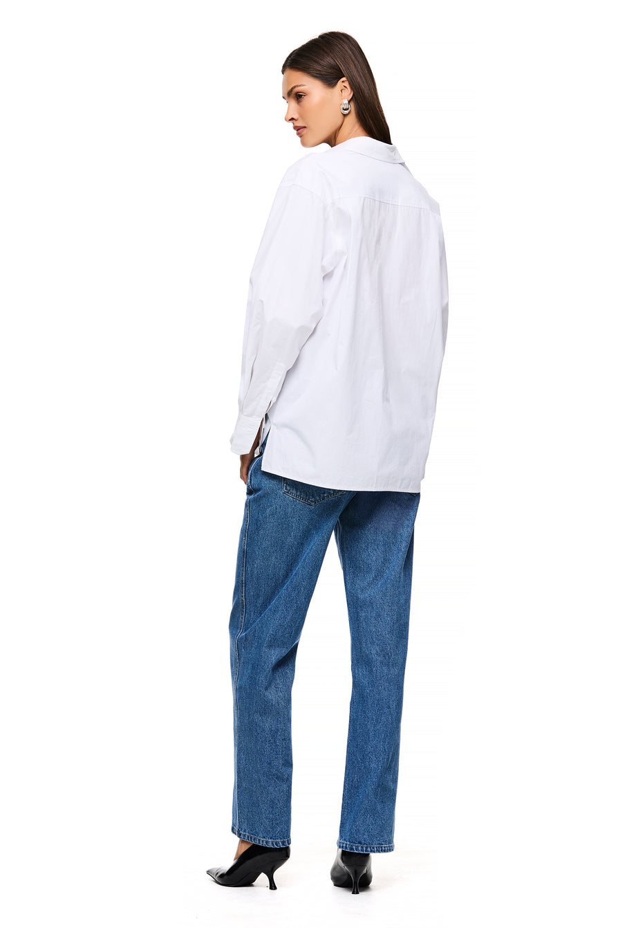 THE TESSA WHITE SHIRT | model