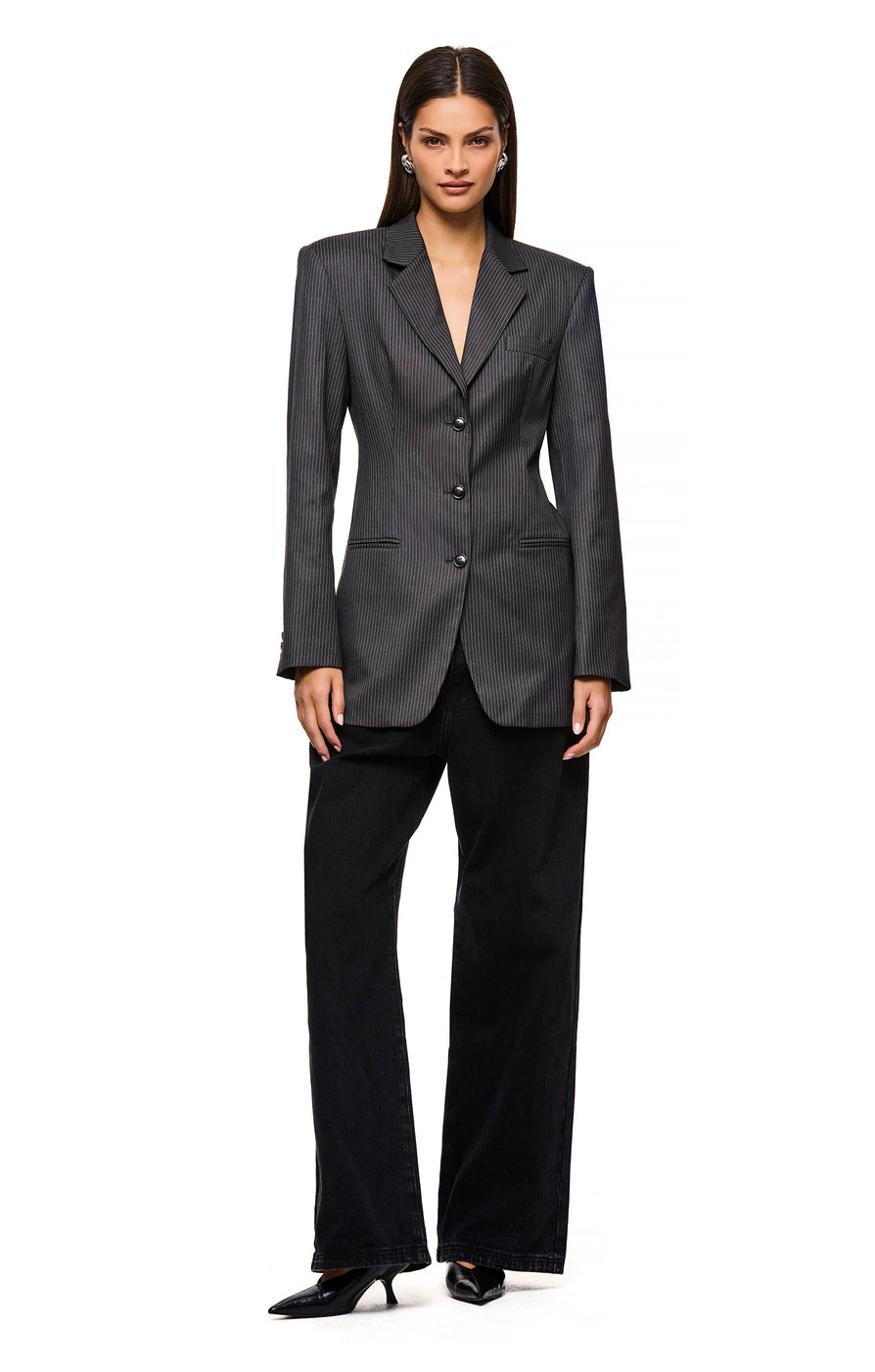 THE SAWYER GREY PINSTRIPE BLAZER | model