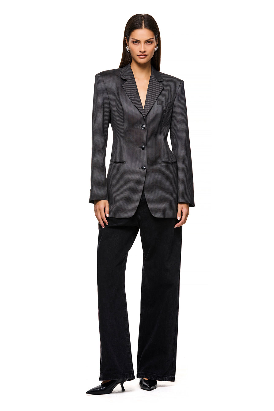 THE SAWYER GREY PINSTRIPE BLAZER | model