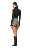 THE LINCOLN GREY SHORT | model
