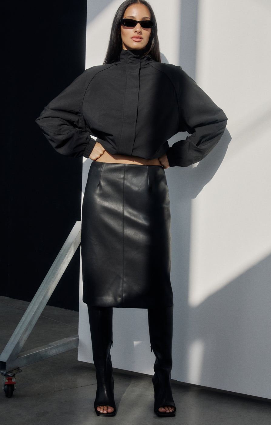 THE DEMPSEY BLACK SKIRT | LIFESTYLE