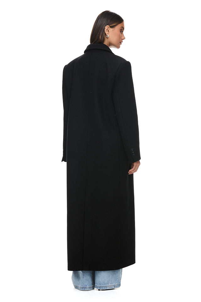 OTB_APRIL MAY_14_THE ISLA COAT BLACK_0892_1098px ONLINE STORE SIZEjpg