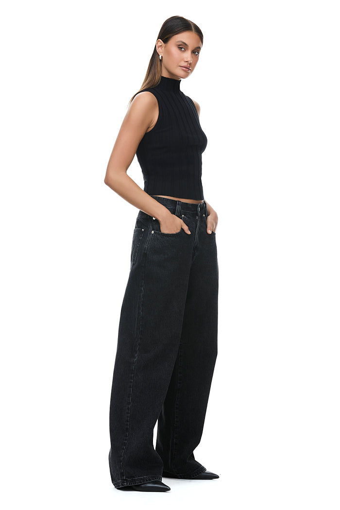 THE MAXWELL BLACK JEAN | model