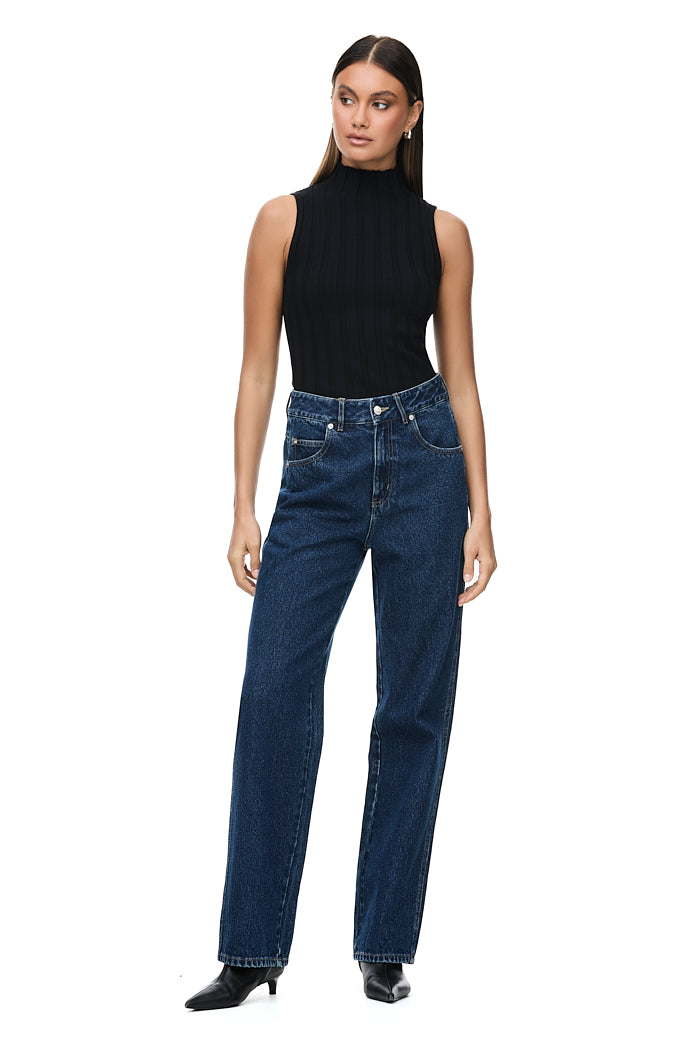THE XAVIER INDIGO JEAN | model