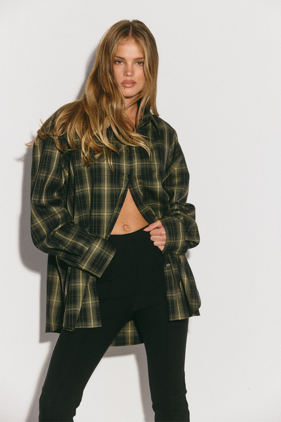 THE NYLA BLACK BAG | campaign