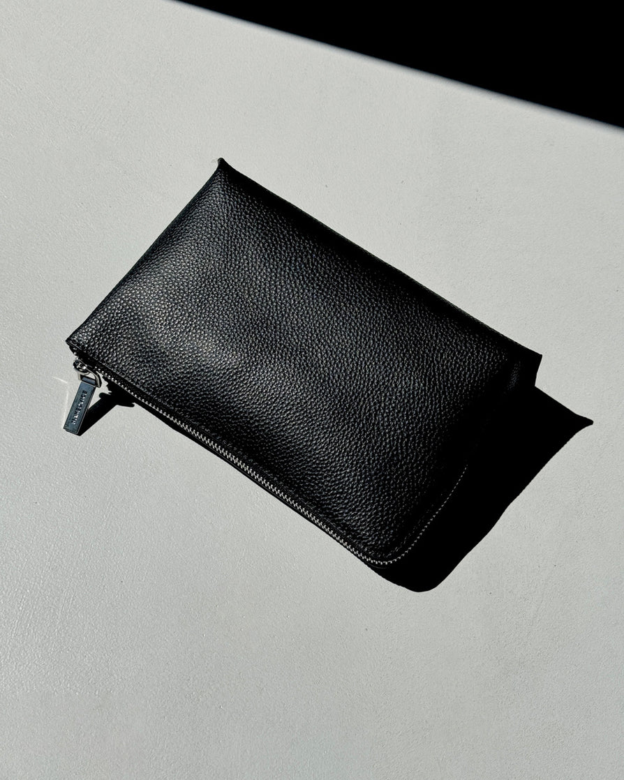 THE ALICE BLACK POUCH | lifestyle