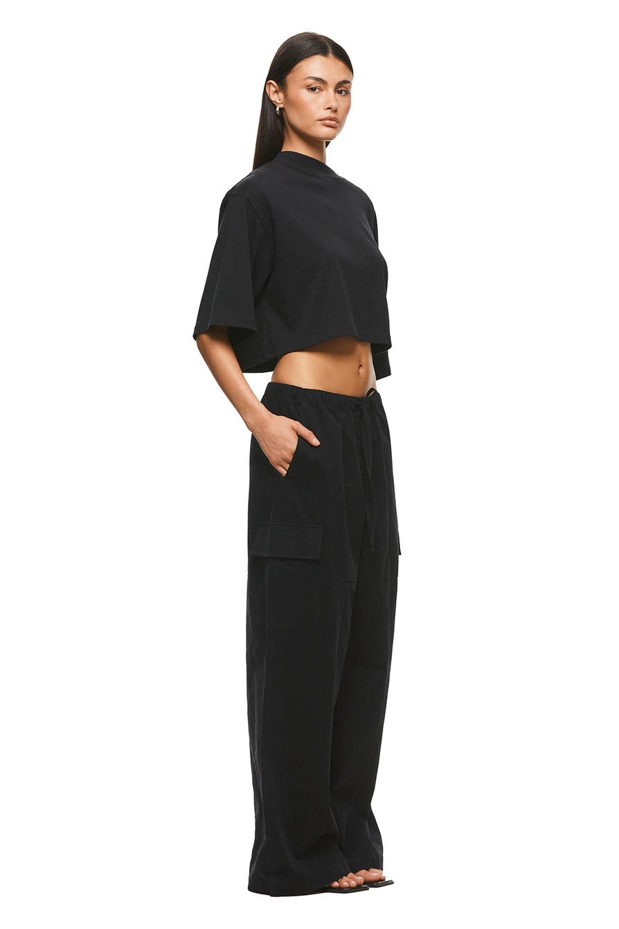 THE ZUMA BLACK PANT | MODEL