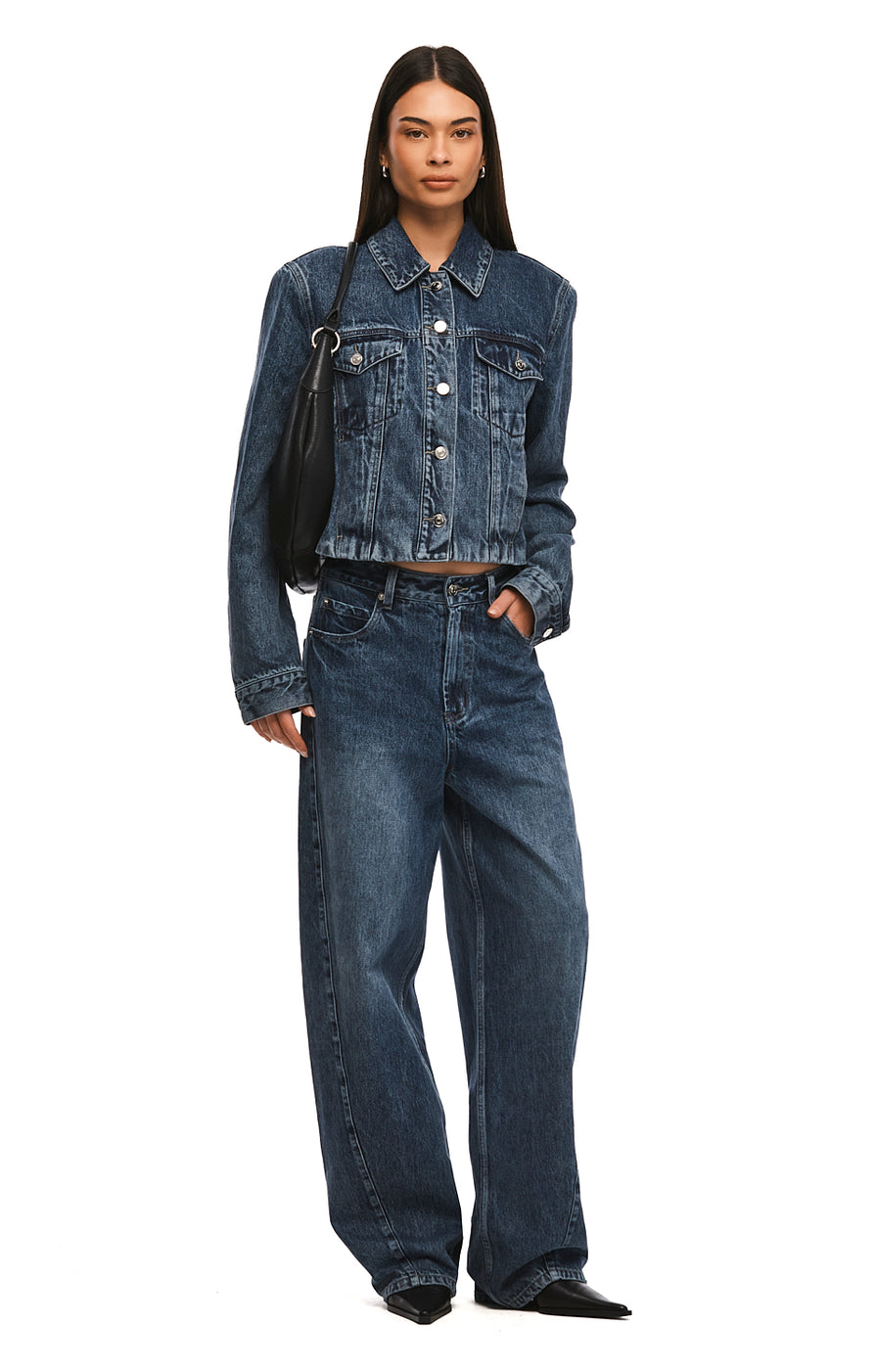 THE BAXTER WASHED INDIGO JACKET | MODEL