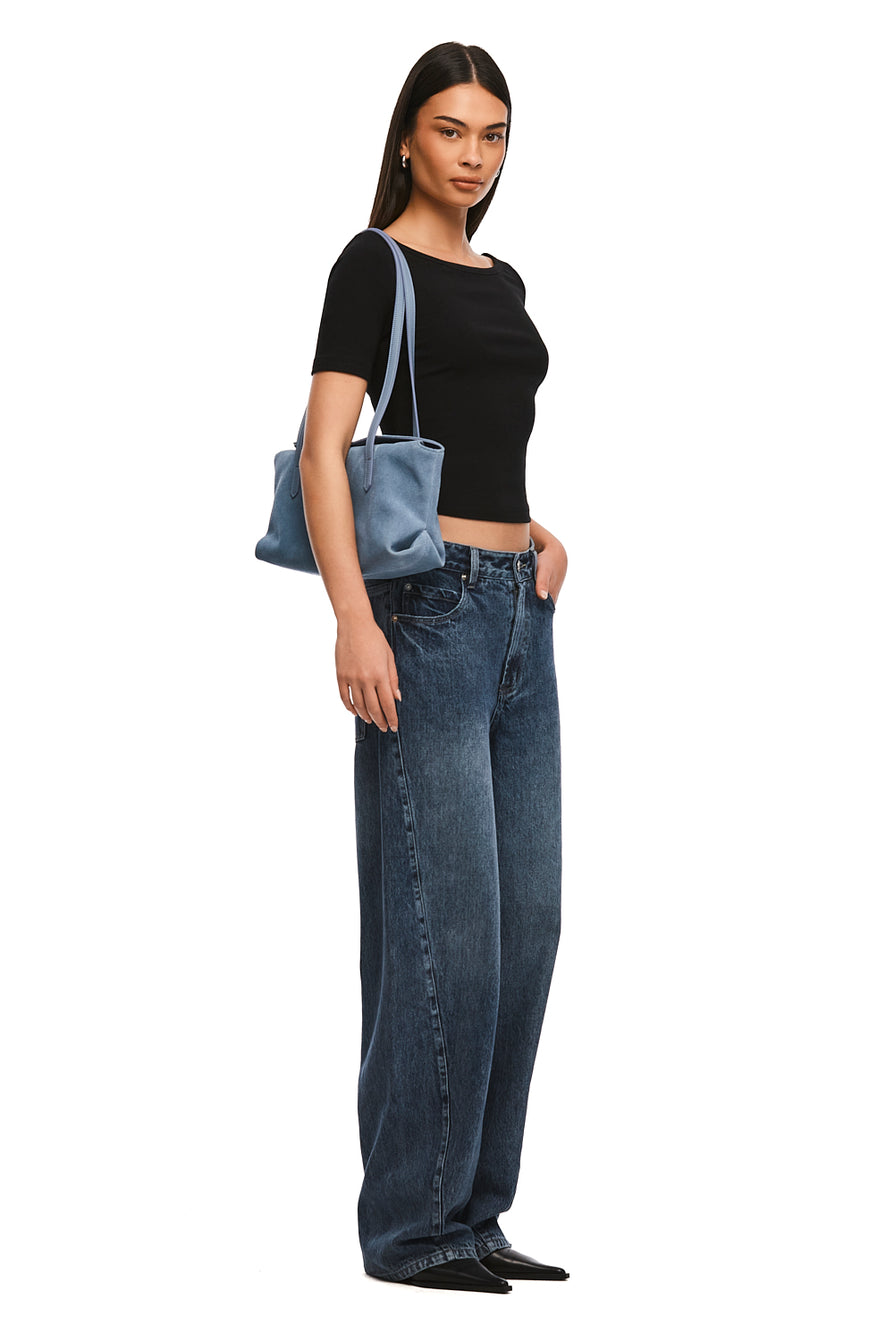 THE BAXTER WASHED INDIGO JEAN | MODEL