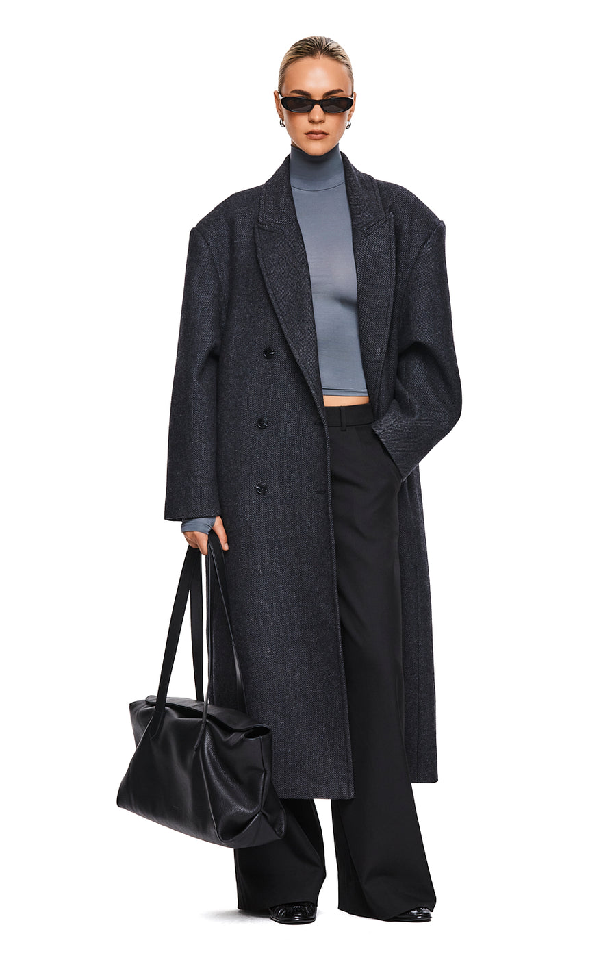 THE TULSA SLATE TURTLENECK | MODEL