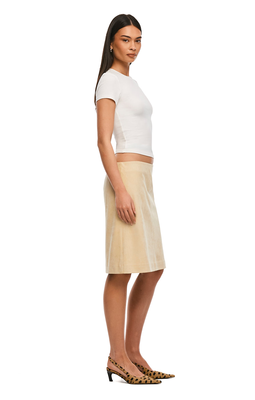 THE NICOLE BEIGE MIDI SKIRT | MODEL