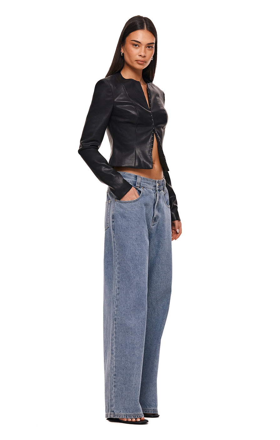 THE CONNIE BLACK JACKET | MODEL