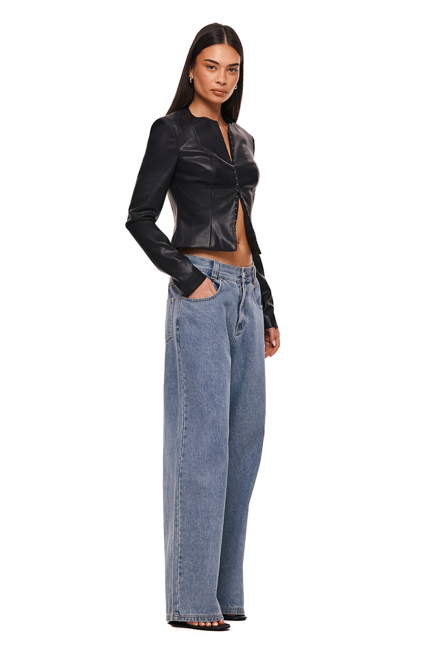 THE CONNIE BLACK JACKET | MODEL