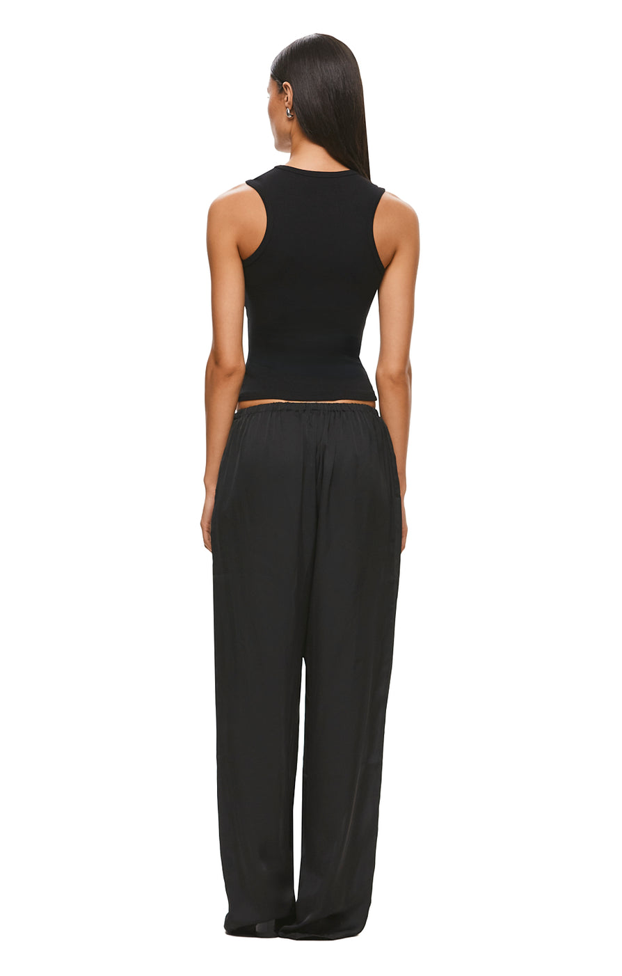 THE AMOS BLACK PANT | MODEL