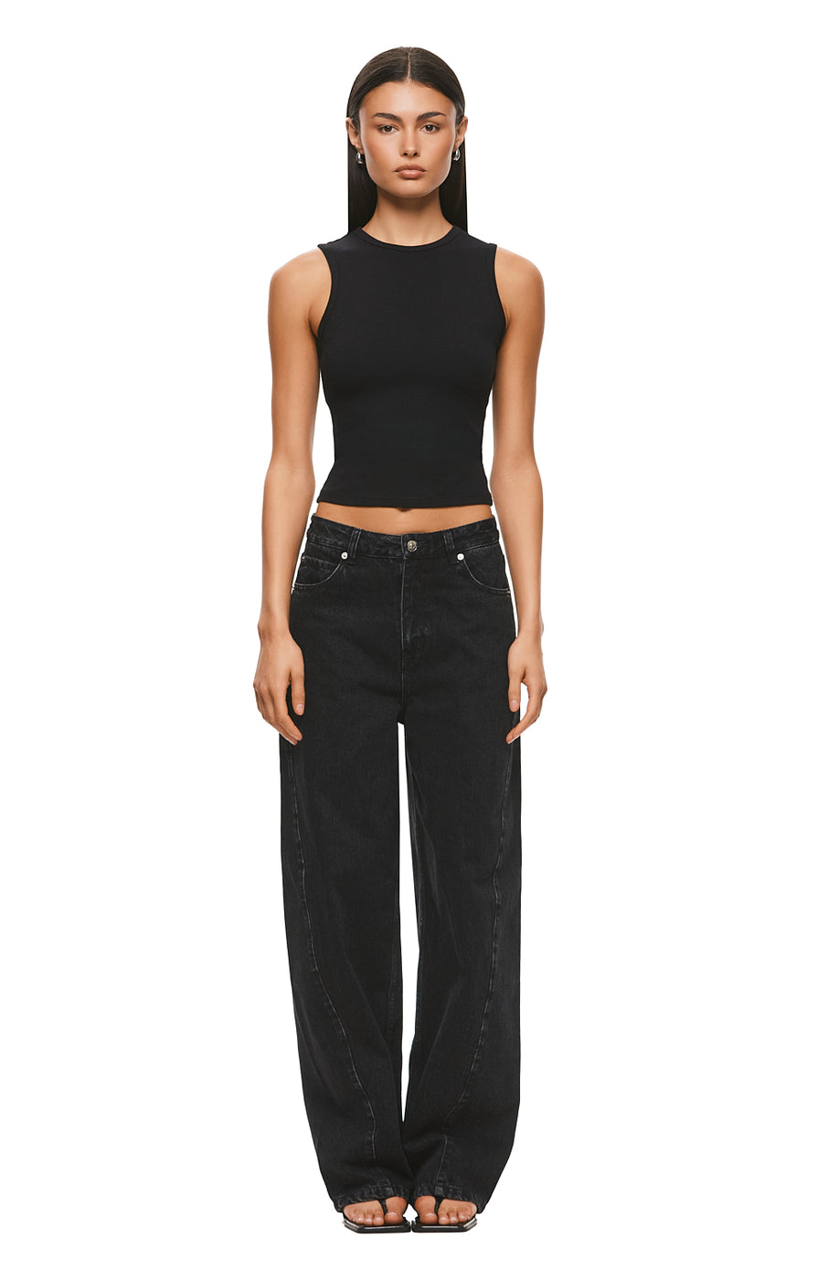 THE BAXTER BLACK JEAN | MODEL