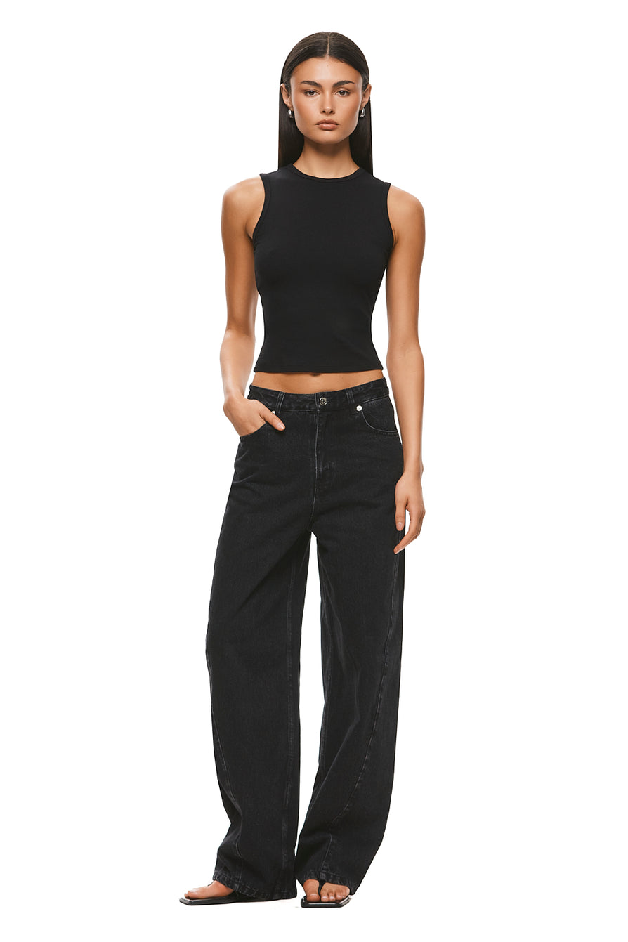 THE BAXTER BLACK JEAN | MODEL