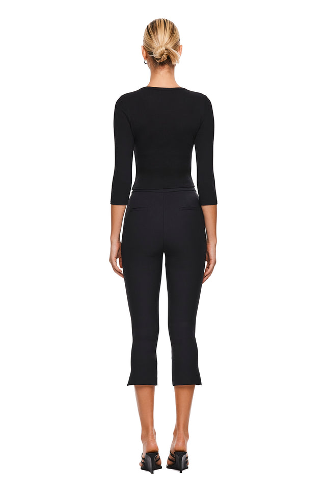THE SHILOH BLACK CAPRI 