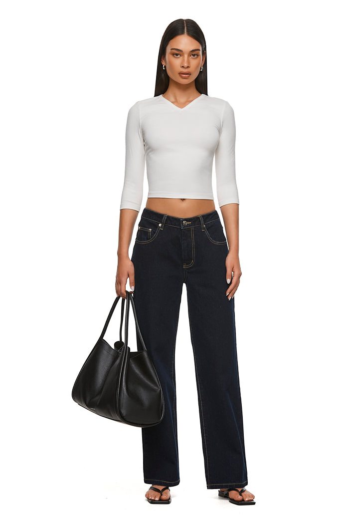 THE DENVER WHITE TOP | MODEL