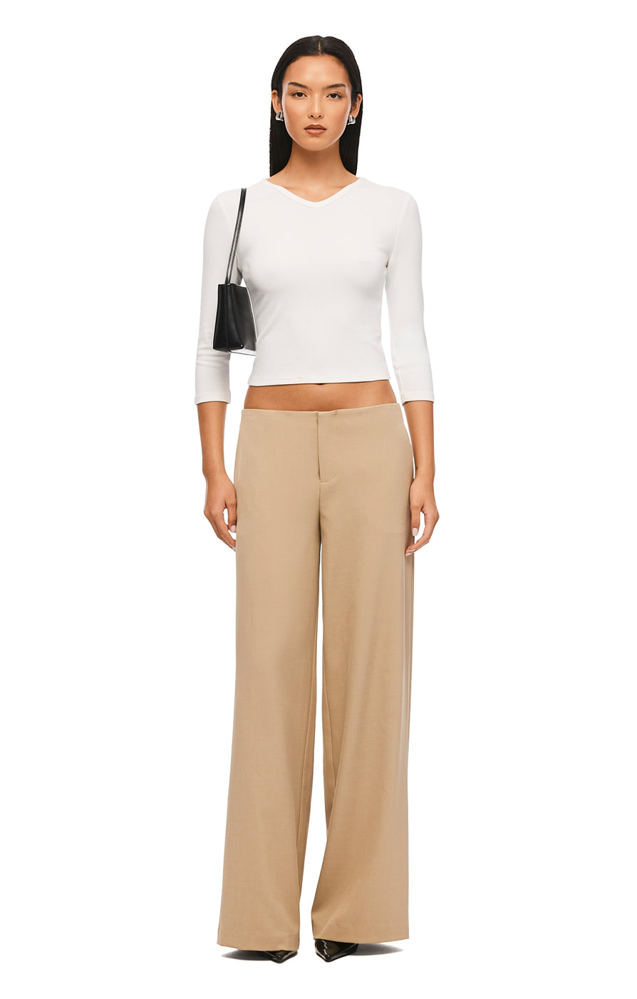 THE HARPER BLONDE PANT | MODEL