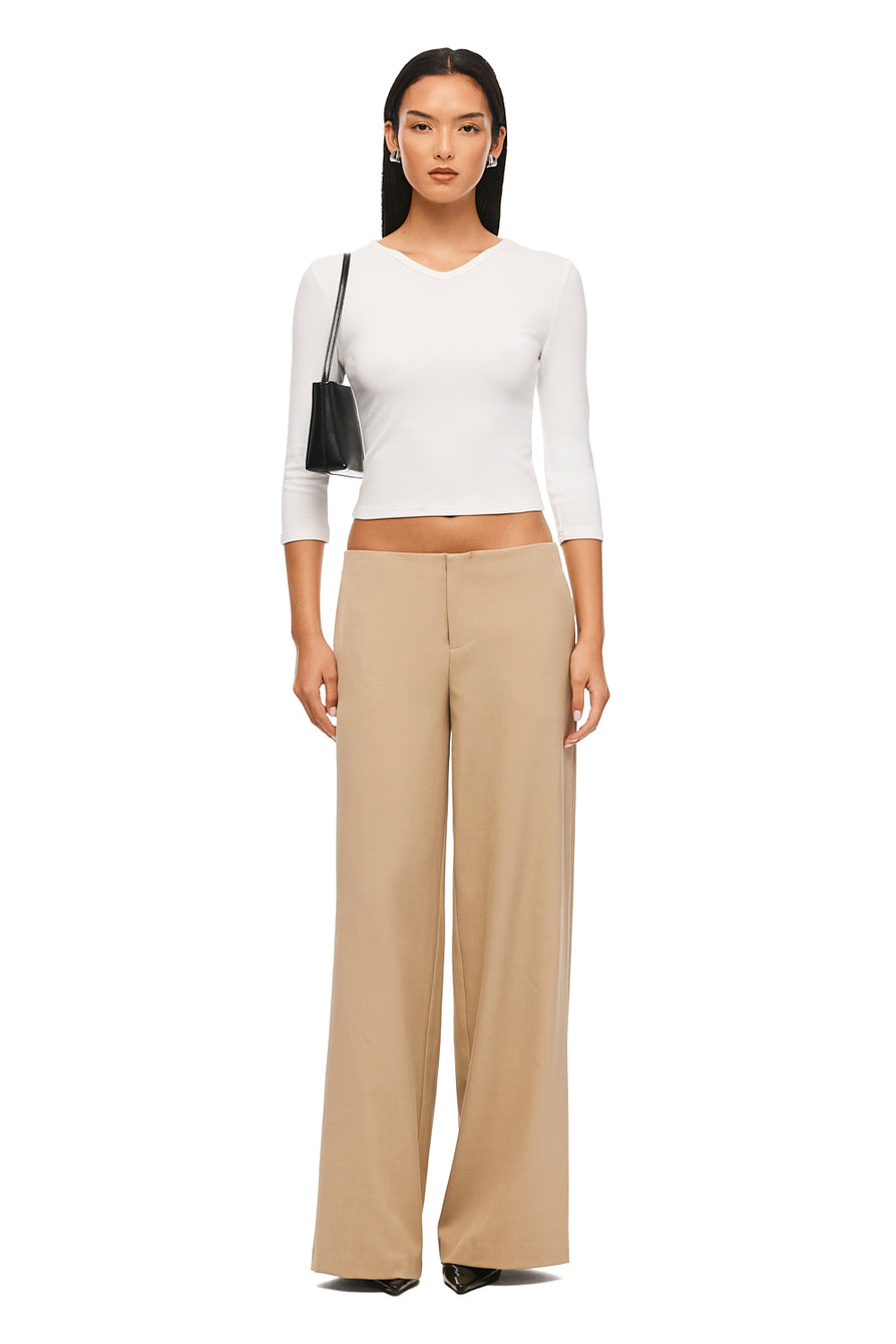 THE HARPER BLONDE PANT | MODEL