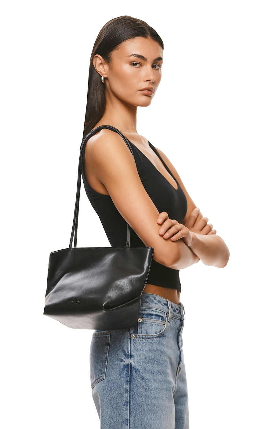 THE ROWIE BLACK BAG | OTB