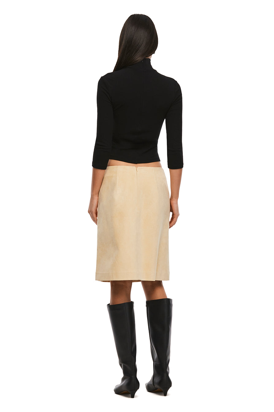 THE HANSEN BLACK TOP | MODEL