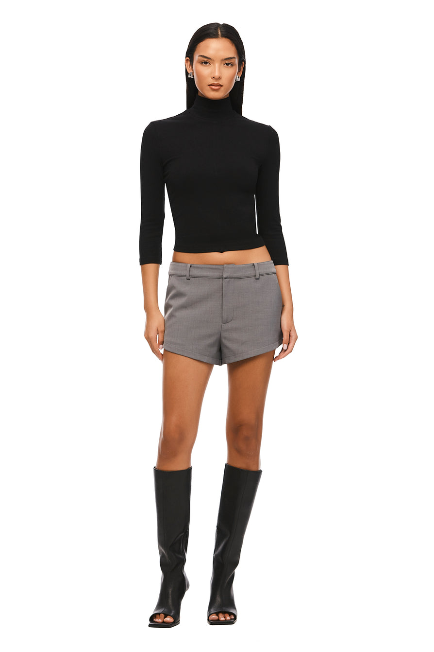 THE BECKETT SLATE SHORT | MODEL