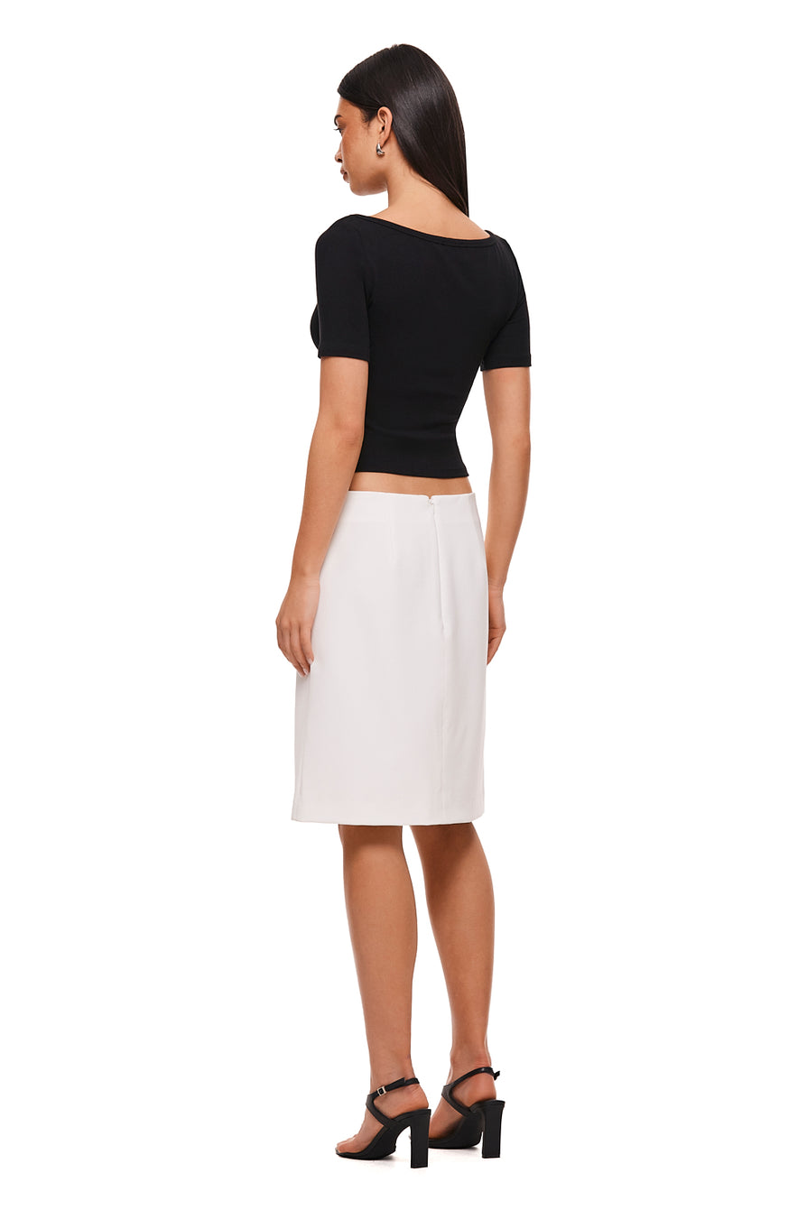 THE BOBBIE BLACK TOP | MODEL