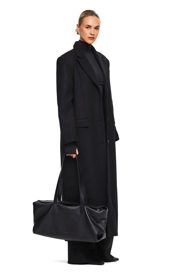 THE ISLA BLACK WOOL COAT 