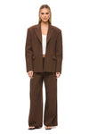 THE ISLA BROWN BLAZER | model