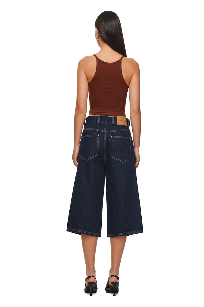 THE JAYDEN BERRY TANK | MODEL