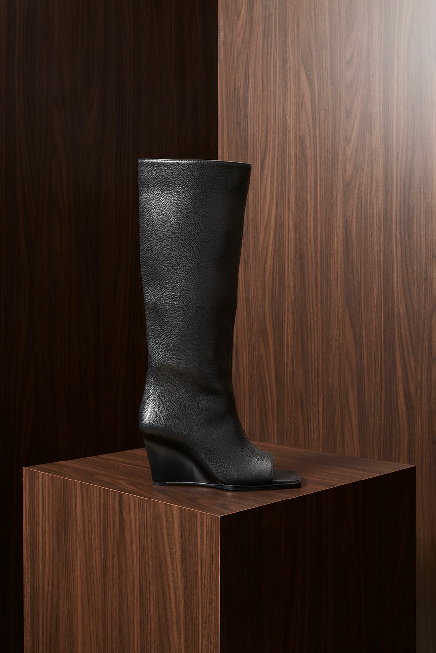 THE LENA BLACK BOOT | GHOST