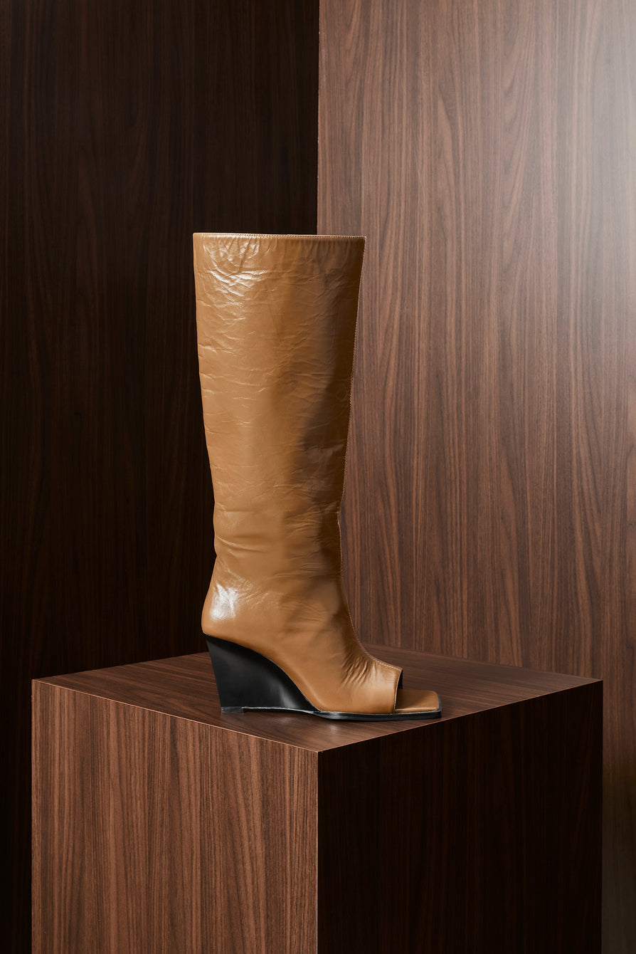 THE LENA TOFFEE BOOT | LIFESTYLE
