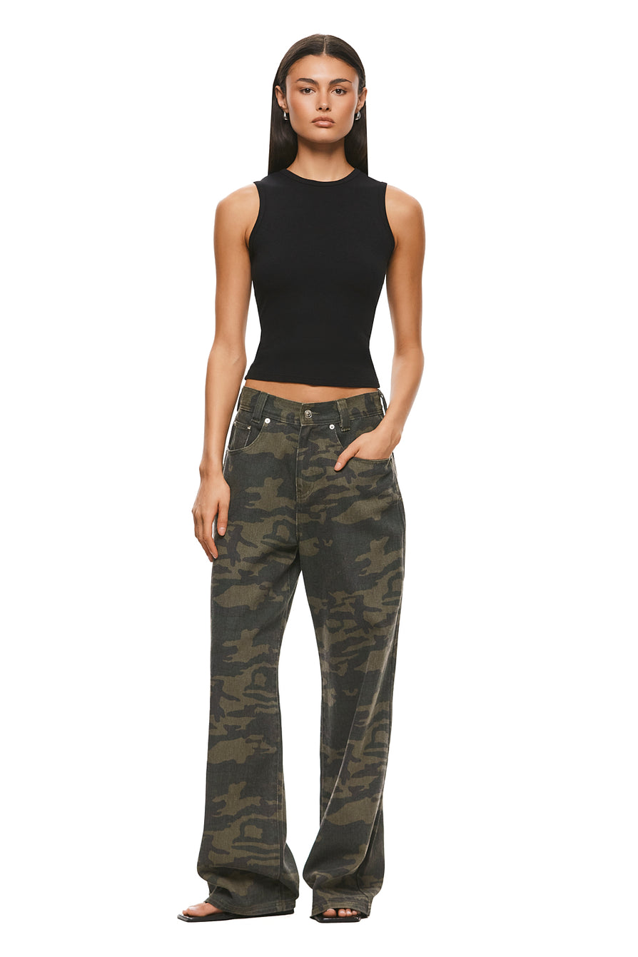 THE MAXWELL CAMO PRINT JEAN | MODEL
