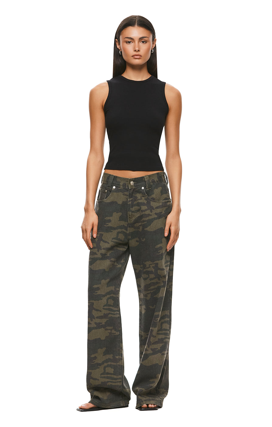 THE MAXWELL CAMO PRINT JEAN | MODEL